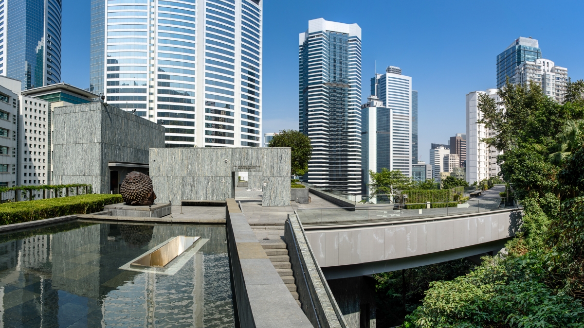 Asia Society Museum Hong Kong facade view 2