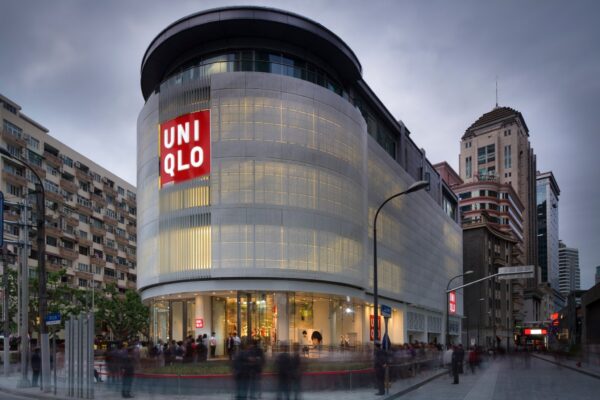 UNIQLO Flagship Store – retail facade recladding project