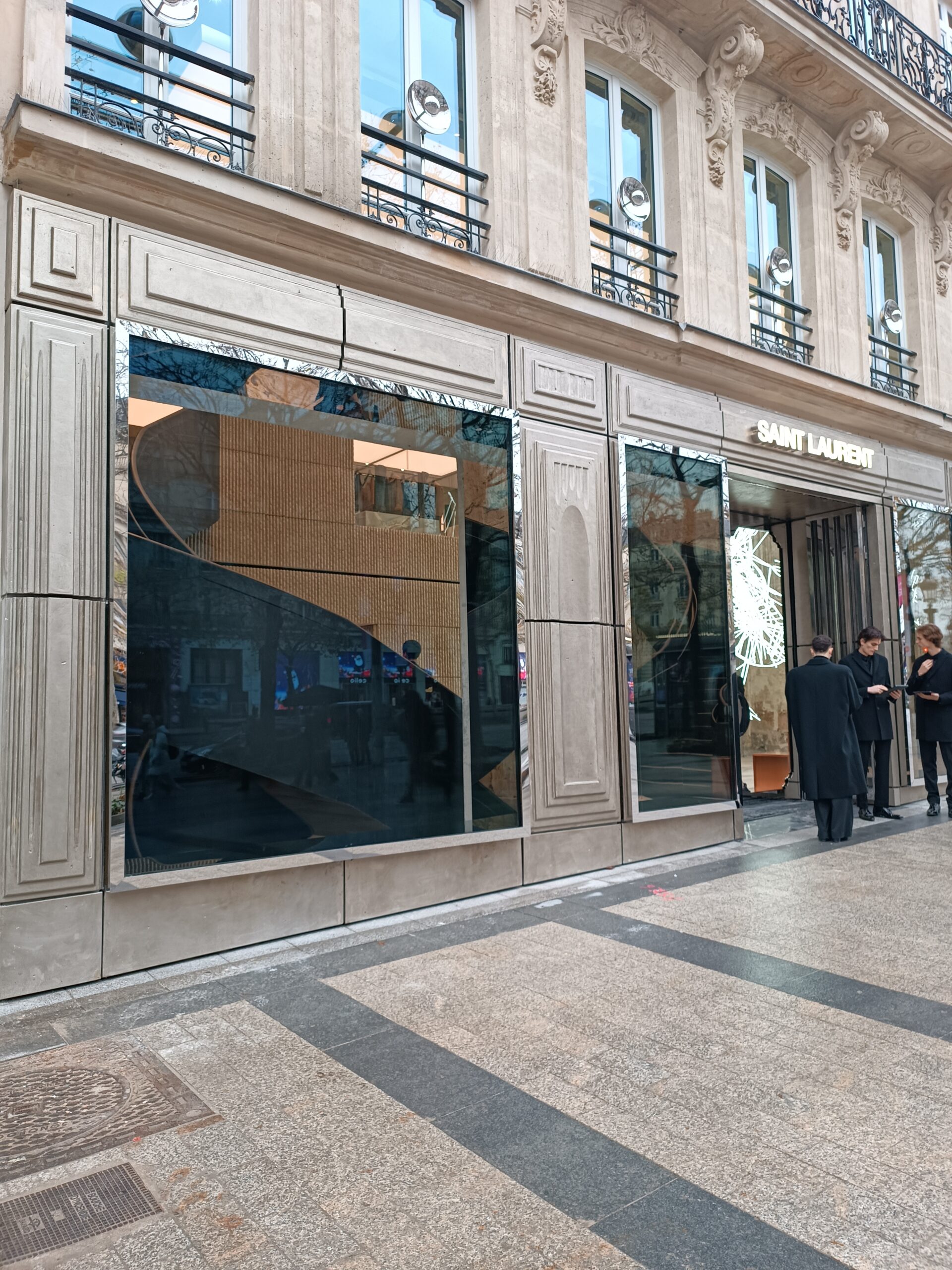 Saint Laurent Flagship Paris facade