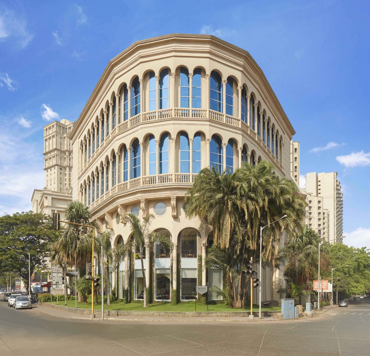 Rodas Hotel – hotel facade recladding project